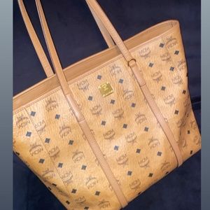 MCM AUTHENTIC HANDBAG